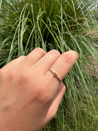 Anillo corazón mini (ajustable). Laminado en oro 14k.