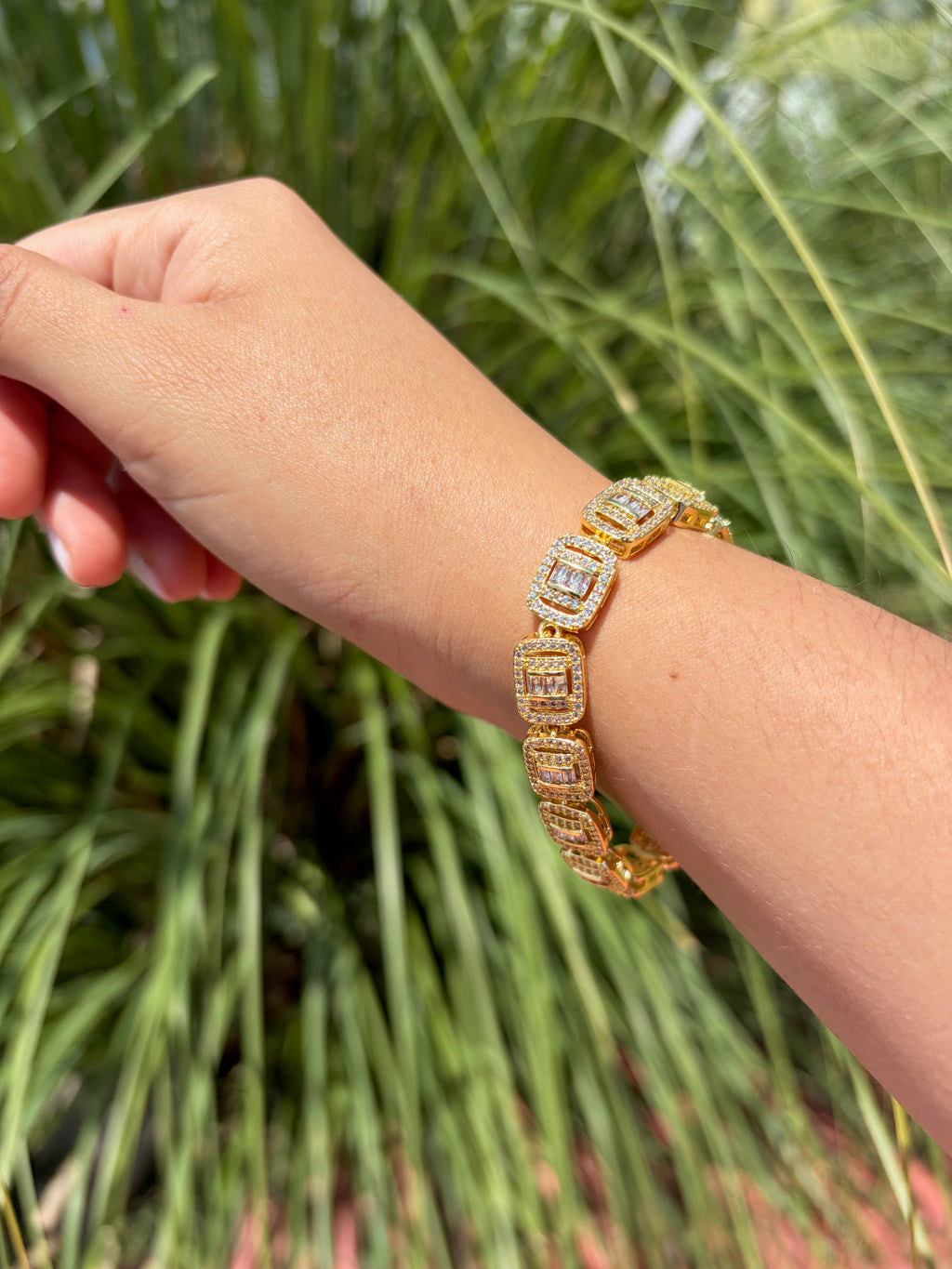 Pulsera rectángulos brillantes. Laminado en oro 14k.