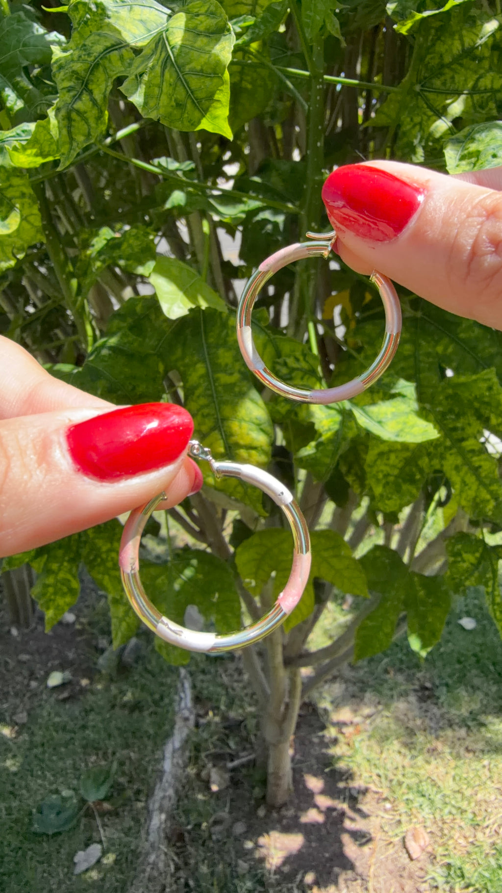 Arrecada mediana 3 colores. Laminado en oro 14k