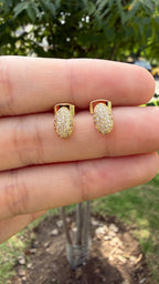 Aretes figura brillante. Laminado en oro 14k